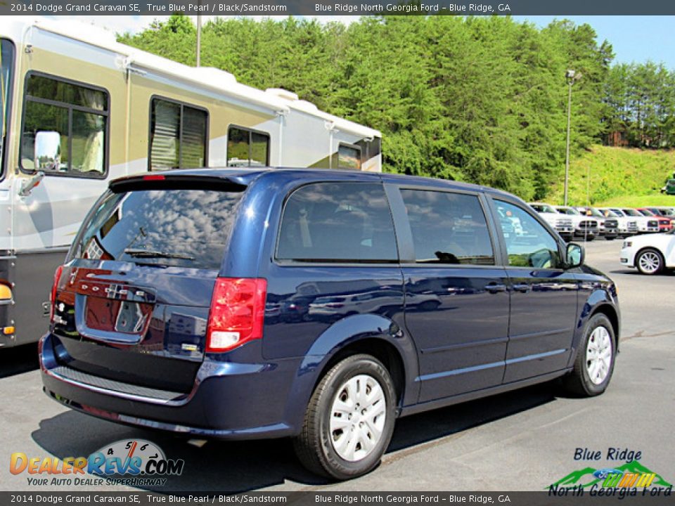 2014 Dodge Grand Caravan SE True Blue Pearl / Black/Sandstorm Photo #5