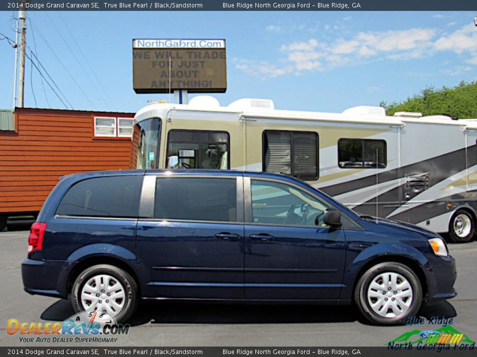 2014 Dodge Grand Caravan SE True Blue Pearl / Black/Sandstorm Photo #6