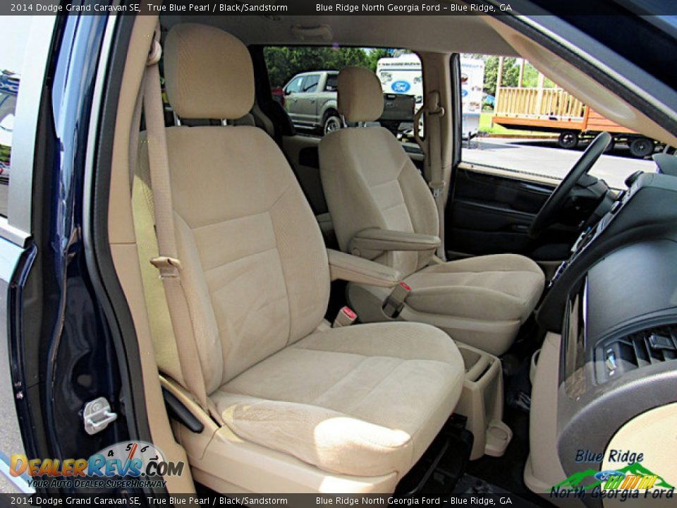 2014 Dodge Grand Caravan SE True Blue Pearl / Black/Sandstorm Photo #11