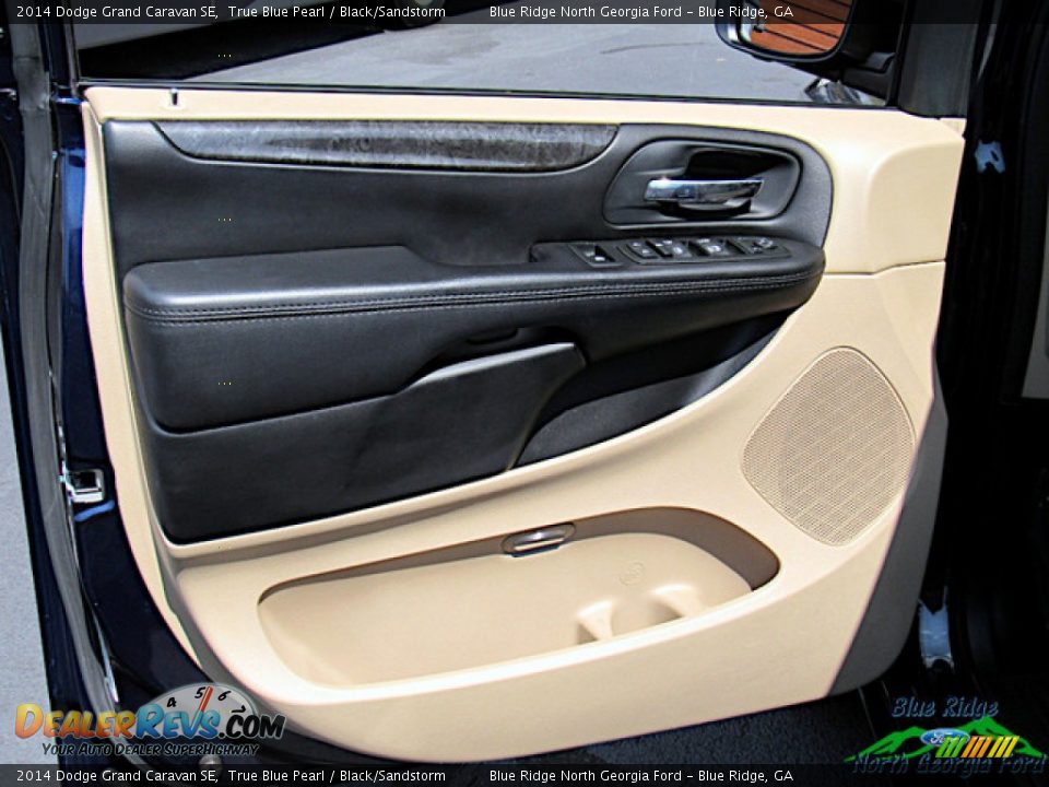 2014 Dodge Grand Caravan SE True Blue Pearl / Black/Sandstorm Photo #25