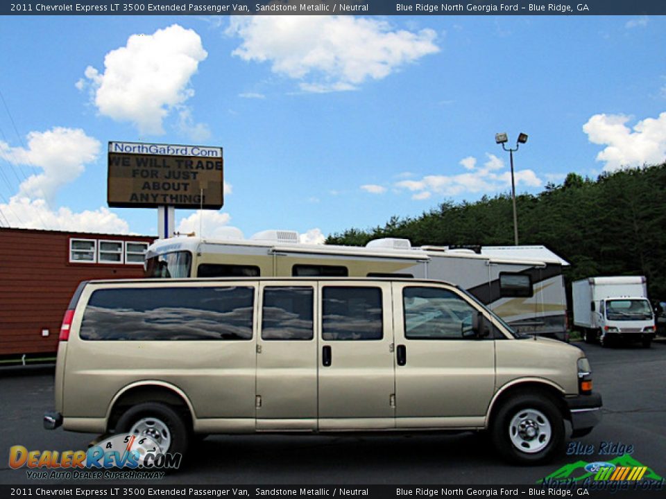 2011 Chevrolet Express LT 3500 Extended Passenger Van Sandstone Metallic / Neutral Photo #6