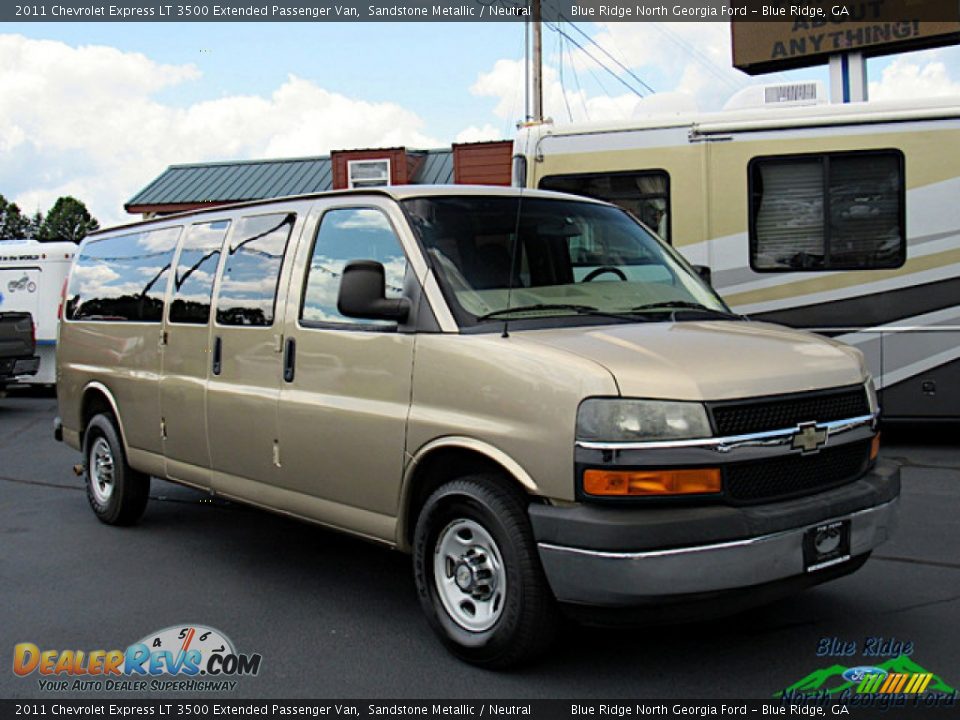 2011 Chevrolet Express LT 3500 Extended Passenger Van Sandstone Metallic / Neutral Photo #7