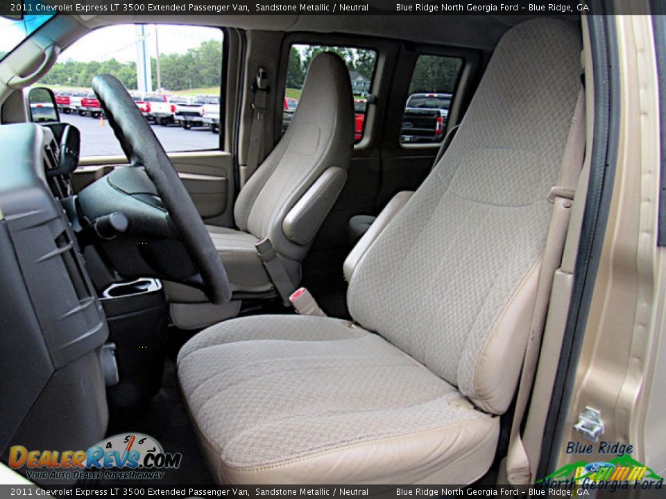 2011 Chevrolet Express LT 3500 Extended Passenger Van Sandstone Metallic / Neutral Photo #10