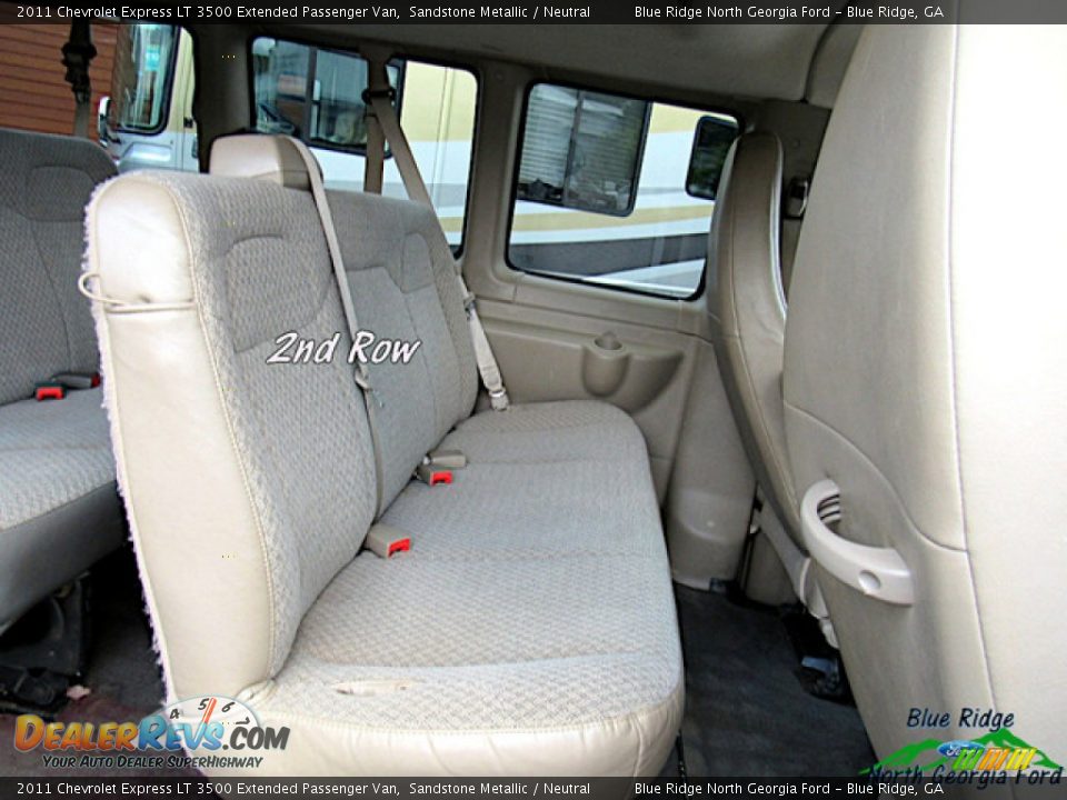2011 Chevrolet Express LT 3500 Extended Passenger Van Sandstone Metallic / Neutral Photo #14
