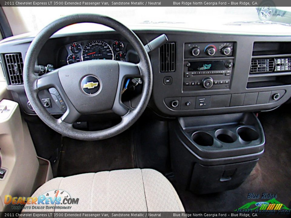 2011 Chevrolet Express LT 3500 Extended Passenger Van Sandstone Metallic / Neutral Photo #19