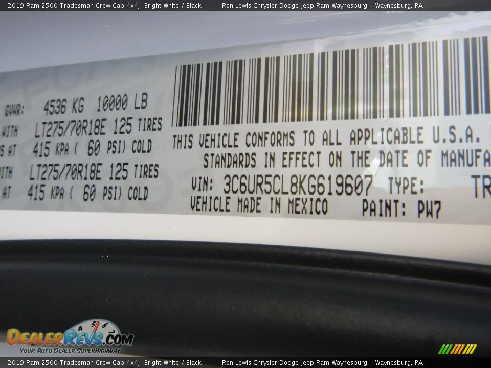 2019 Ram 2500 Tradesman Crew Cab 4x4 Bright White / Black Photo #15