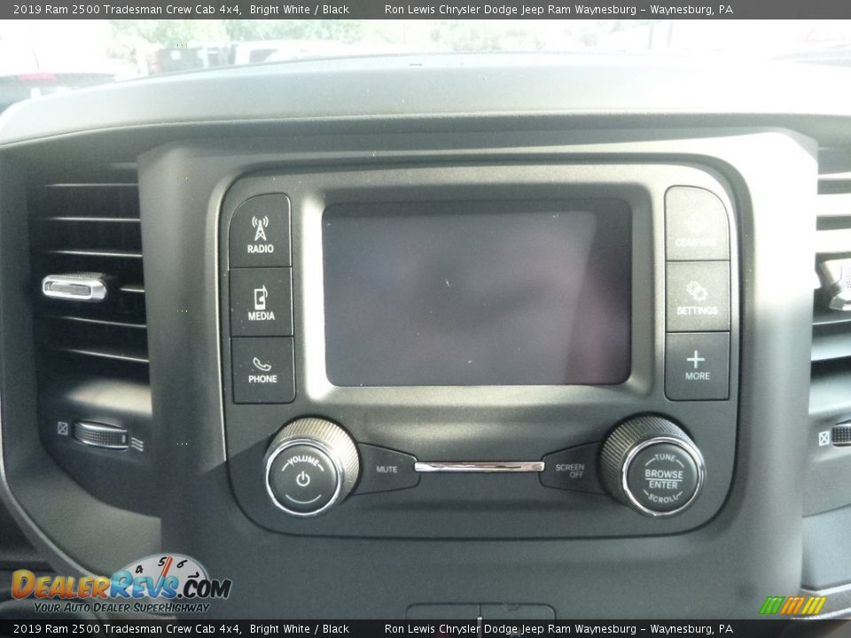 2019 Ram 2500 Tradesman Crew Cab 4x4 Bright White / Black Photo #16