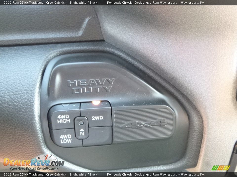 2019 Ram 2500 Tradesman Crew Cab 4x4 Bright White / Black Photo #20