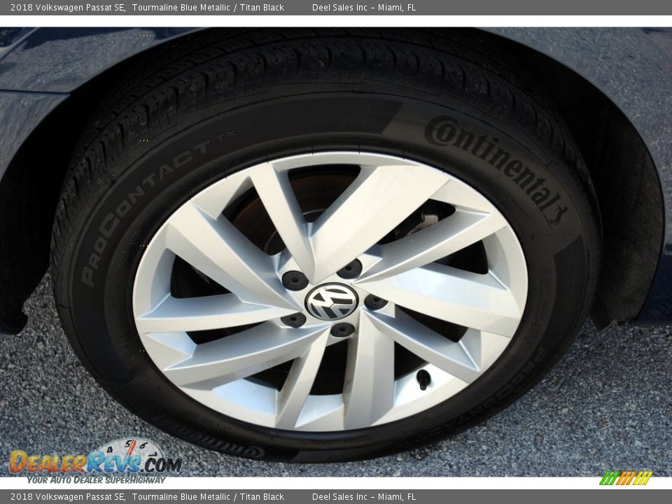 2018 Volkswagen Passat SE Tourmaline Blue Metallic / Titan Black Photo #11
