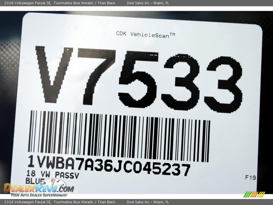 2018 Volkswagen Passat SE Tourmaline Blue Metallic / Titan Black Photo #20