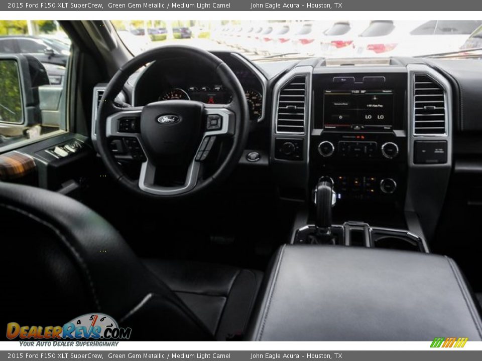 2015 Ford F150 XLT SuperCrew Green Gem Metallic / Medium Light Camel Photo #28