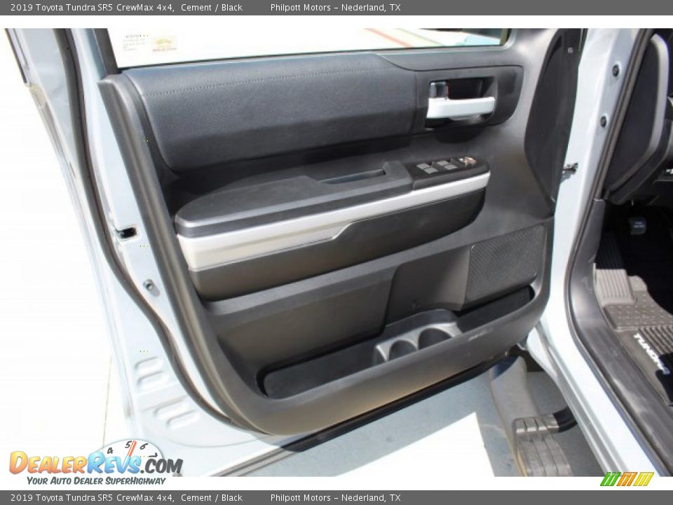 2019 Toyota Tundra SR5 CrewMax 4x4 Cement / Black Photo #9