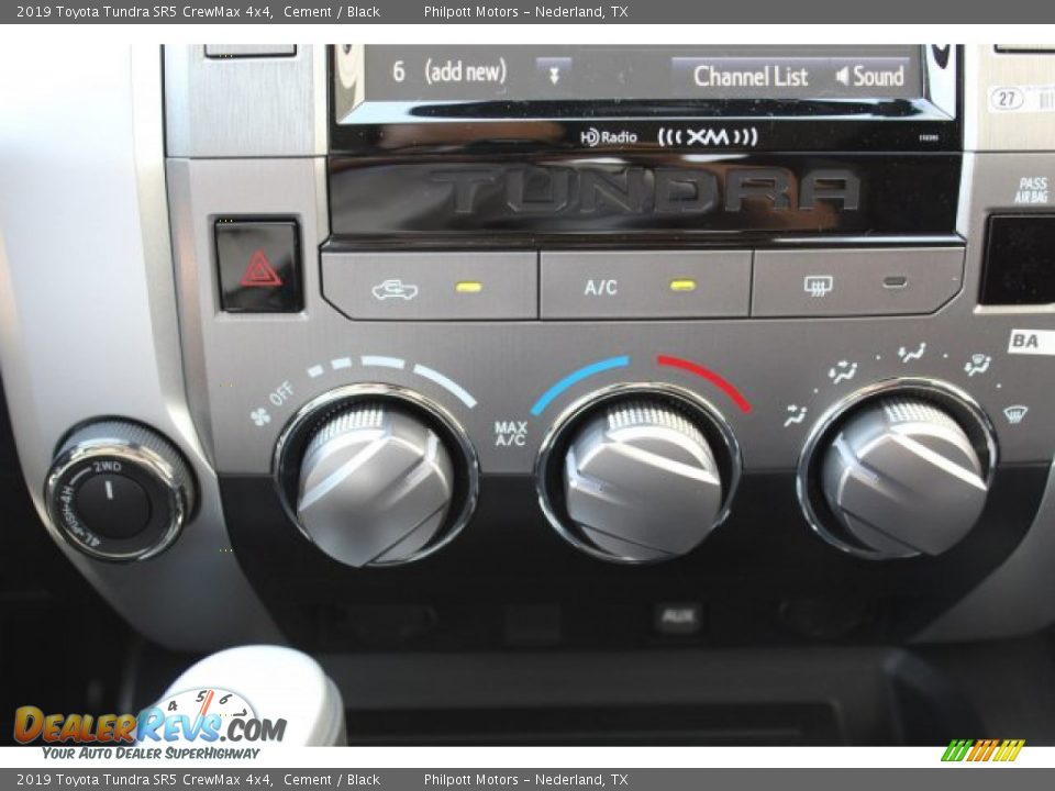 2019 Toyota Tundra SR5 CrewMax 4x4 Cement / Black Photo #16