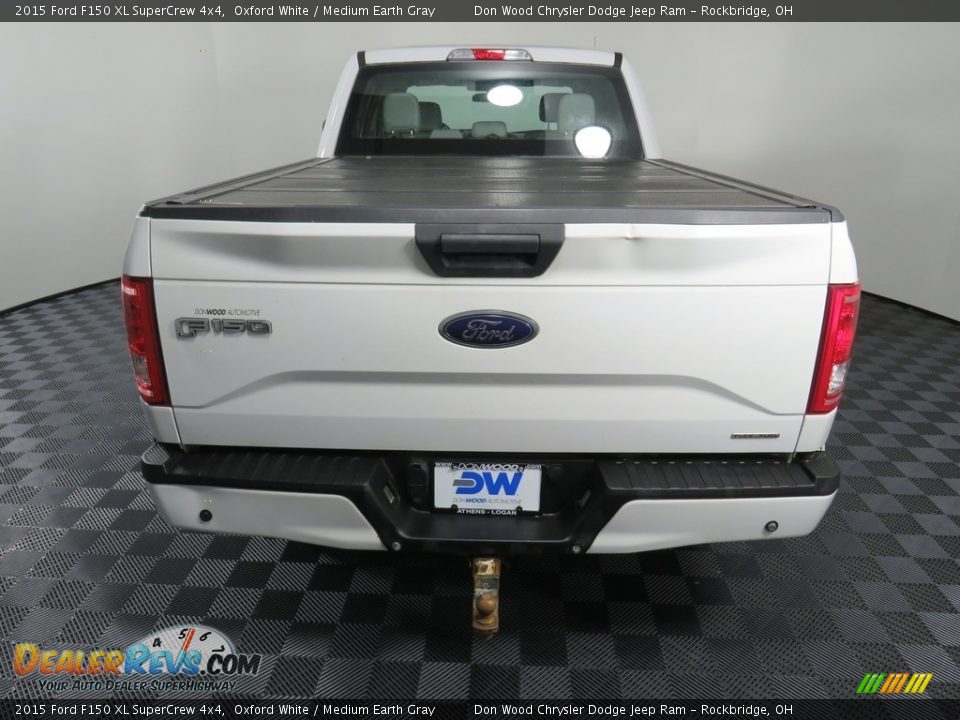 2015 Ford F150 XL SuperCrew 4x4 Oxford White / Medium Earth Gray Photo #12