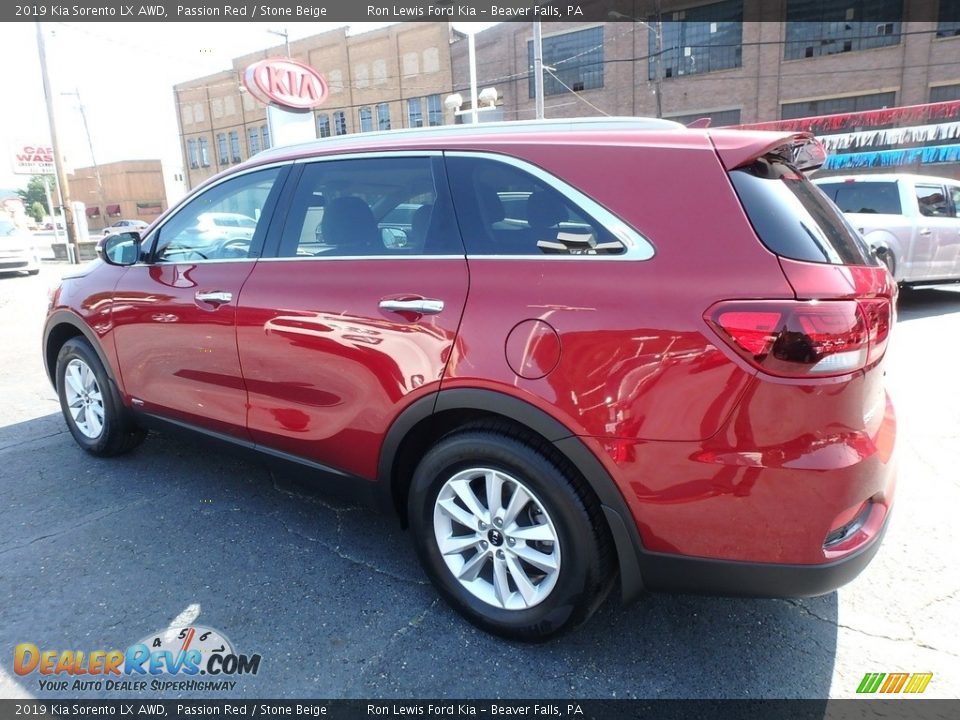 2019 Kia Sorento LX AWD Passion Red / Stone Beige Photo #5