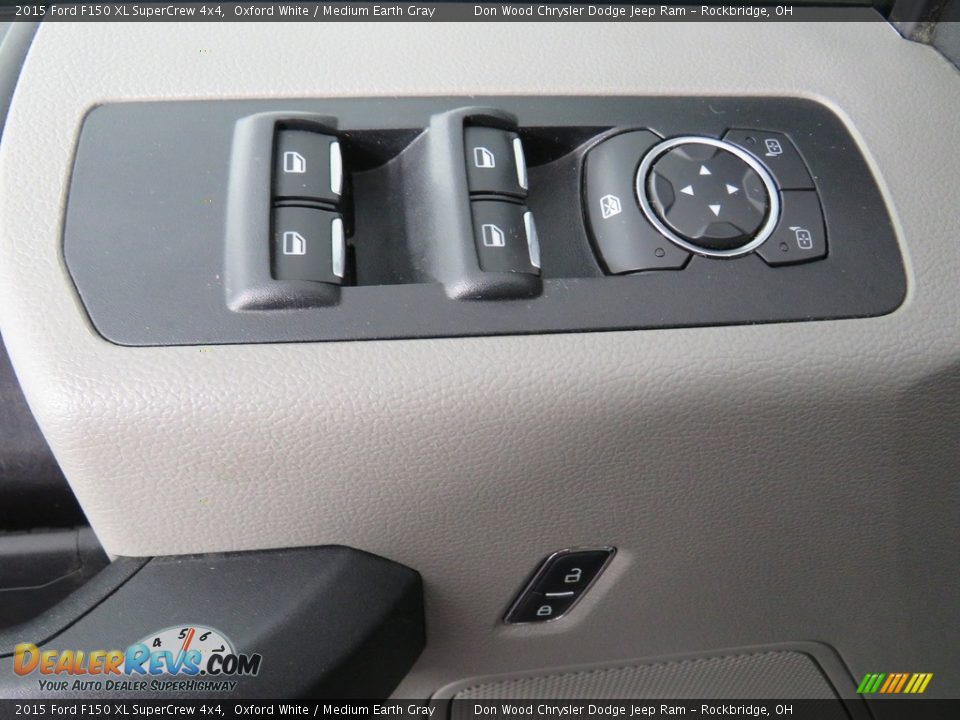 2015 Ford F150 XL SuperCrew 4x4 Oxford White / Medium Earth Gray Photo #16