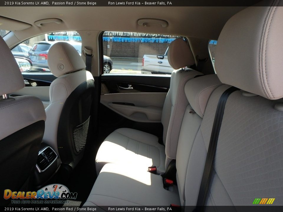 2019 Kia Sorento LX AWD Passion Red / Stone Beige Photo #12