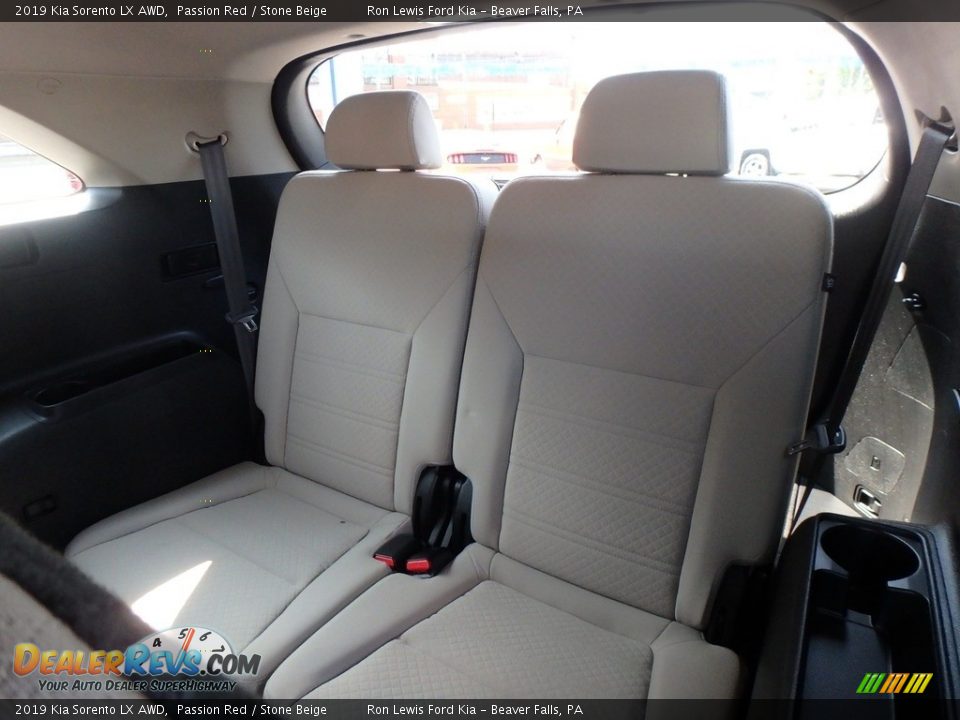 2019 Kia Sorento LX AWD Passion Red / Stone Beige Photo #13