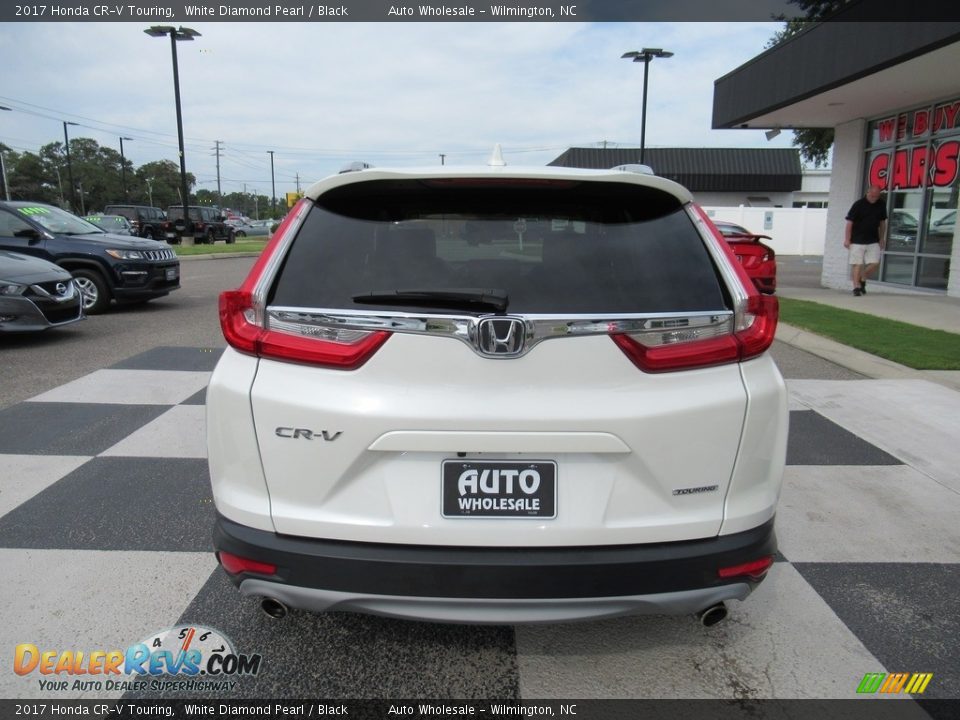 2017 Honda CR-V Touring White Diamond Pearl / Black Photo #4