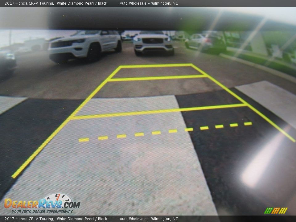 2017 Honda CR-V Touring White Diamond Pearl / Black Photo #17