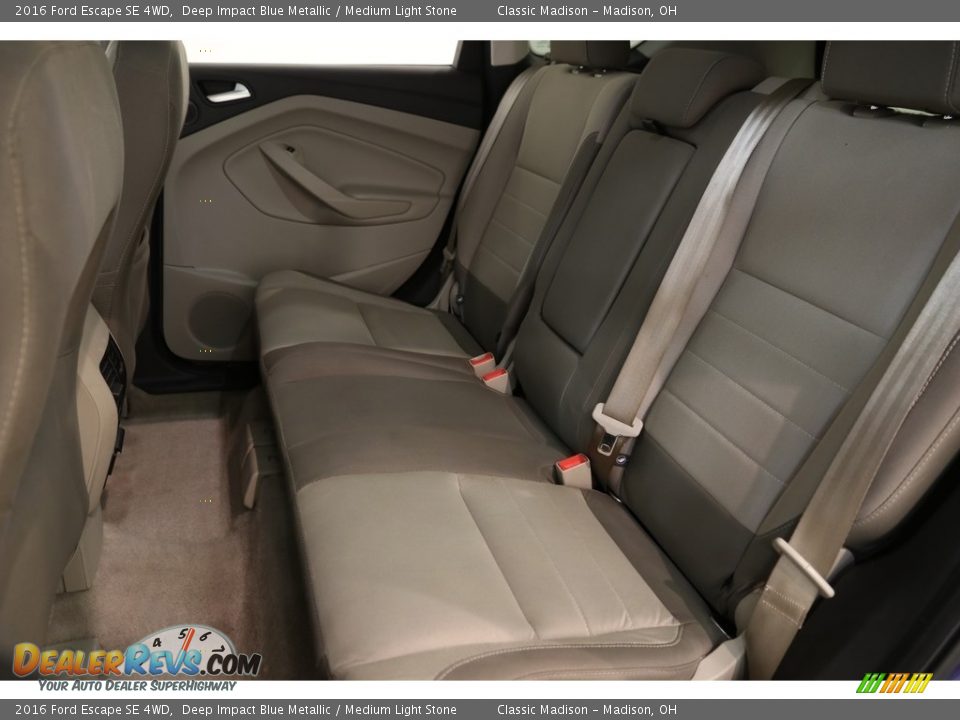 2016 Ford Escape SE 4WD Deep Impact Blue Metallic / Medium Light Stone Photo #16