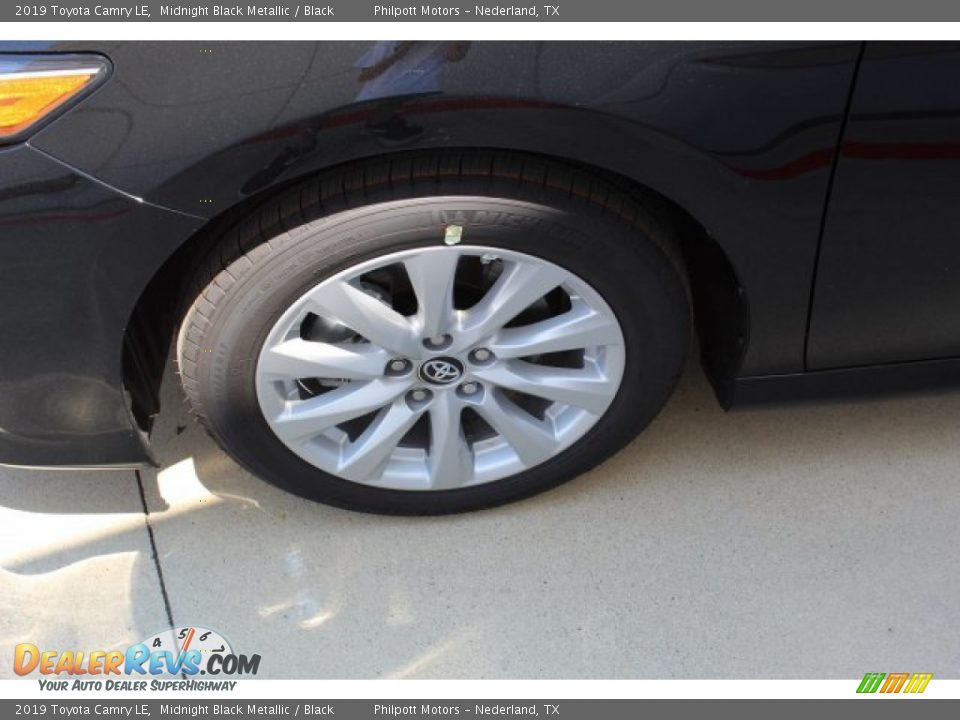 2019 Toyota Camry LE Midnight Black Metallic / Black Photo #5