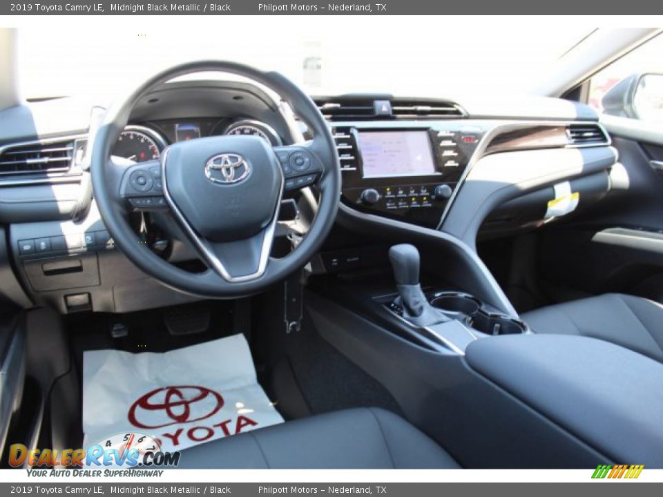 2019 Toyota Camry LE Midnight Black Metallic / Black Photo #21