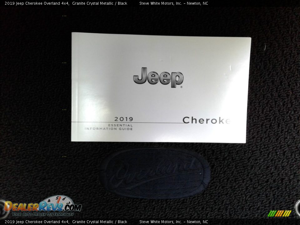 2019 Jeep Cherokee Overland 4x4 Granite Crystal Metallic / Black Photo #36