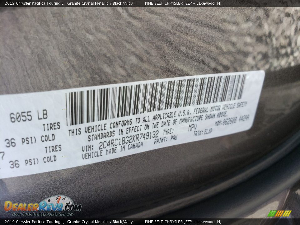 2019 Chrysler Pacifica Touring L Granite Crystal Metallic / Black/Alloy Photo #9