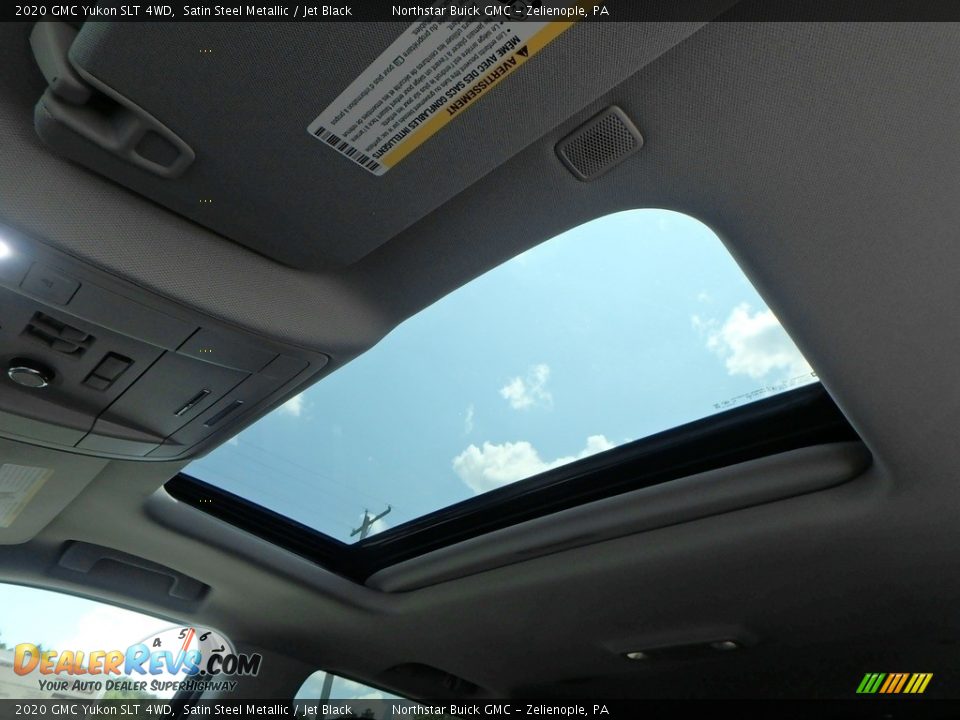 Sunroof of 2020 GMC Yukon SLT 4WD Photo #20