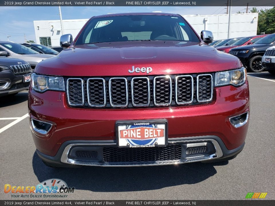2019 Jeep Grand Cherokee Limited 4x4 Velvet Red Pearl / Black Photo #2