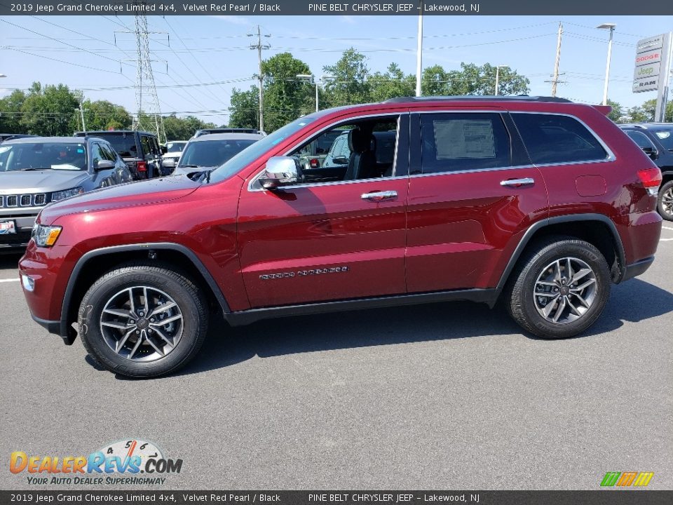 2019 Jeep Grand Cherokee Limited 4x4 Velvet Red Pearl / Black Photo #3