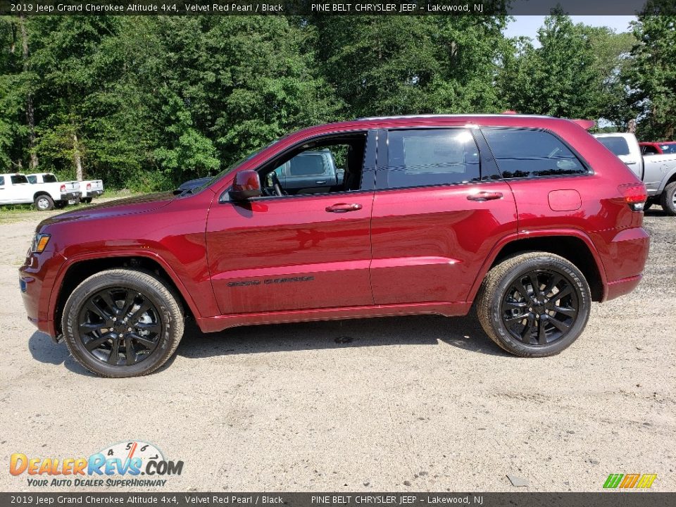 2019 Jeep Grand Cherokee Altitude 4x4 Velvet Red Pearl / Black Photo #3