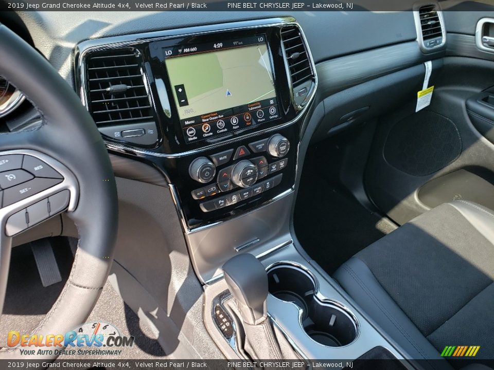 2019 Jeep Grand Cherokee Altitude 4x4 Velvet Red Pearl / Black Photo #10