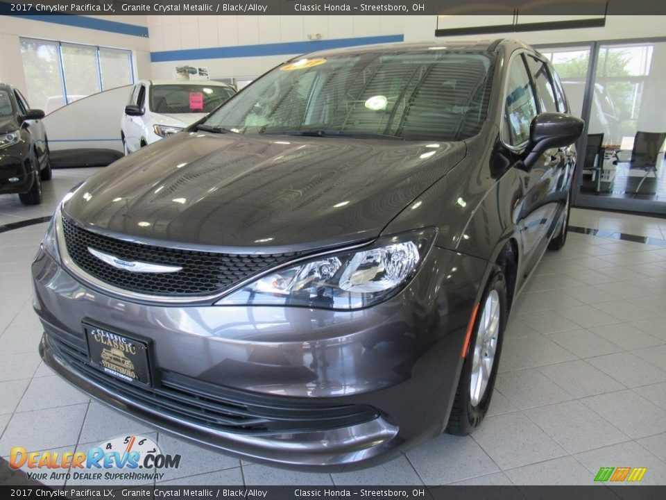 2017 Chrysler Pacifica LX Granite Crystal Metallic / Black/Alloy Photo #1
