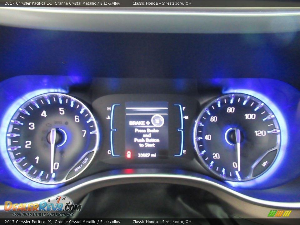 2017 Chrysler Pacifica LX Granite Crystal Metallic / Black/Alloy Photo #23