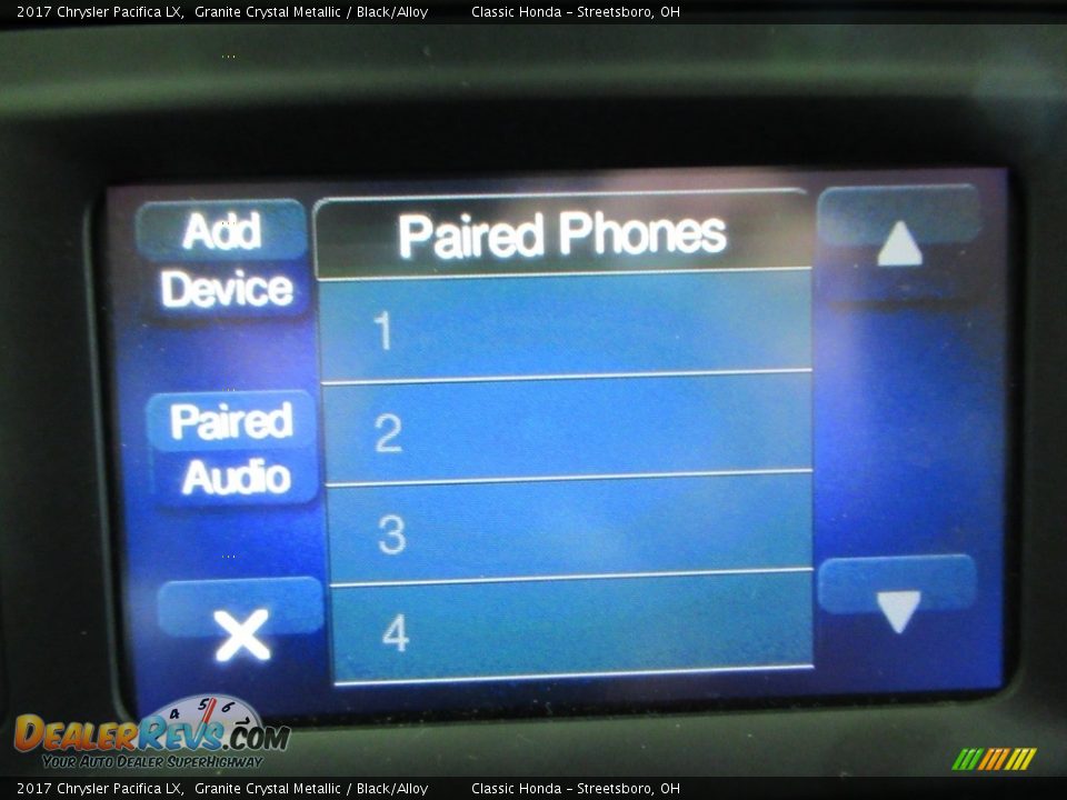 2017 Chrysler Pacifica LX Granite Crystal Metallic / Black/Alloy Photo #26