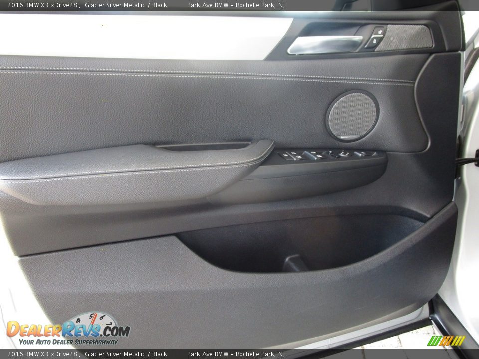 2016 BMW X3 xDrive28i Glacier Silver Metallic / Black Photo #8