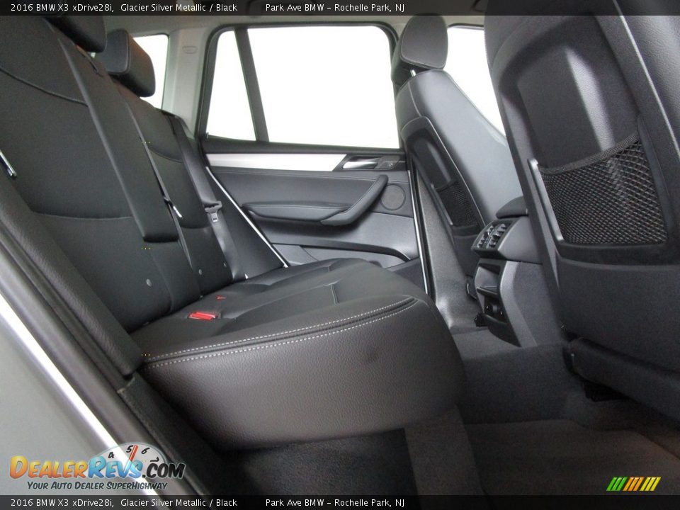 2016 BMW X3 xDrive28i Glacier Silver Metallic / Black Photo #19