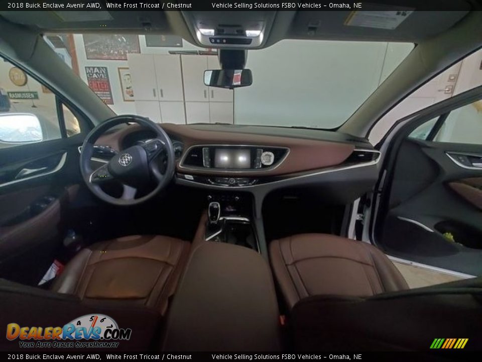 2018 Buick Enclave Avenir AWD White Frost Tricoat / Chestnut Photo #3