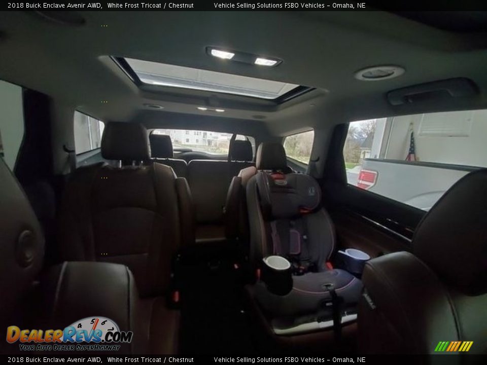 2018 Buick Enclave Avenir AWD White Frost Tricoat / Chestnut Photo #4