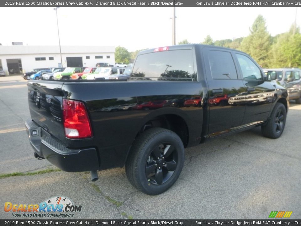 2019 Ram 1500 Classic Express Crew Cab 4x4 Diamond Black Crystal Pearl / Black/Diesel Gray Photo #5