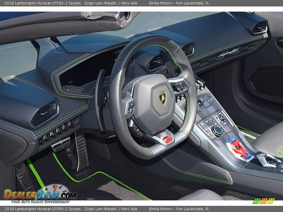 2018 Lamborghini Huracan LP580-2 Spyder Steering Wheel Photo #34