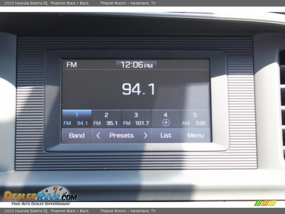 2020 Hyundai Elantra SE Phantom Black / Black Photo #15