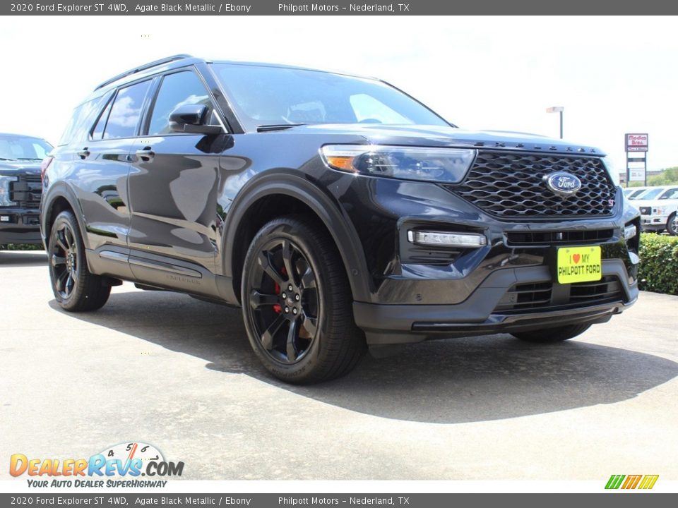 Front 3/4 View of 2020 Ford Explorer ST 4WD Photo #2
