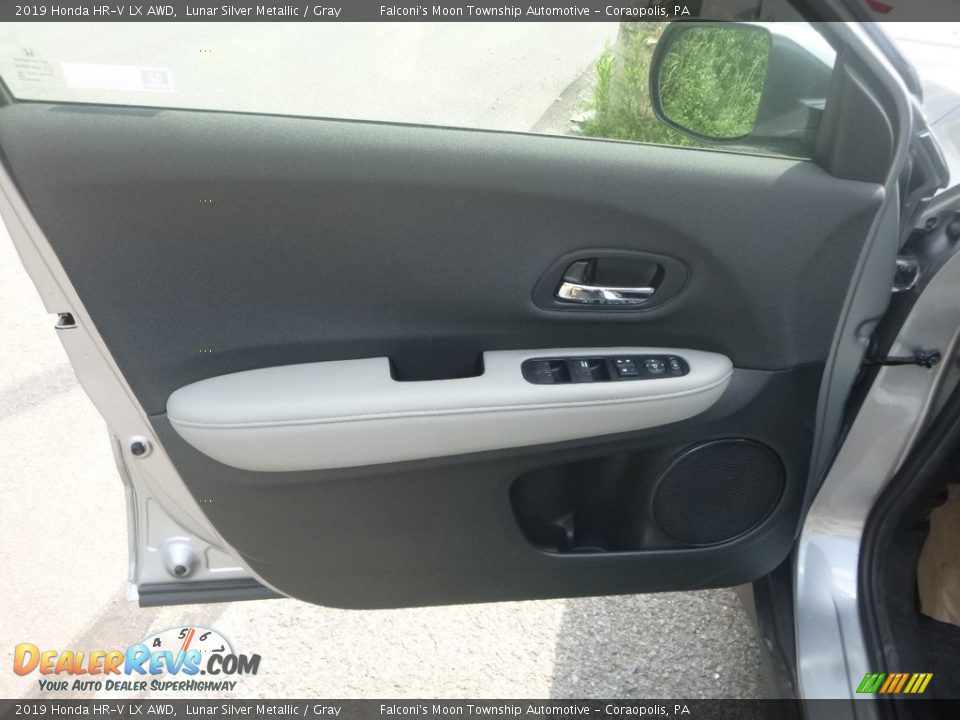 2019 Honda HR-V LX AWD Lunar Silver Metallic / Gray Photo #12