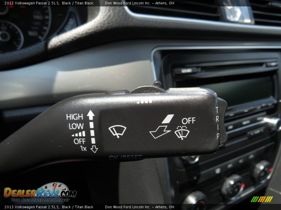 2013 Volkswagen Passat 2.5L S Black / Titan Black Photo #29