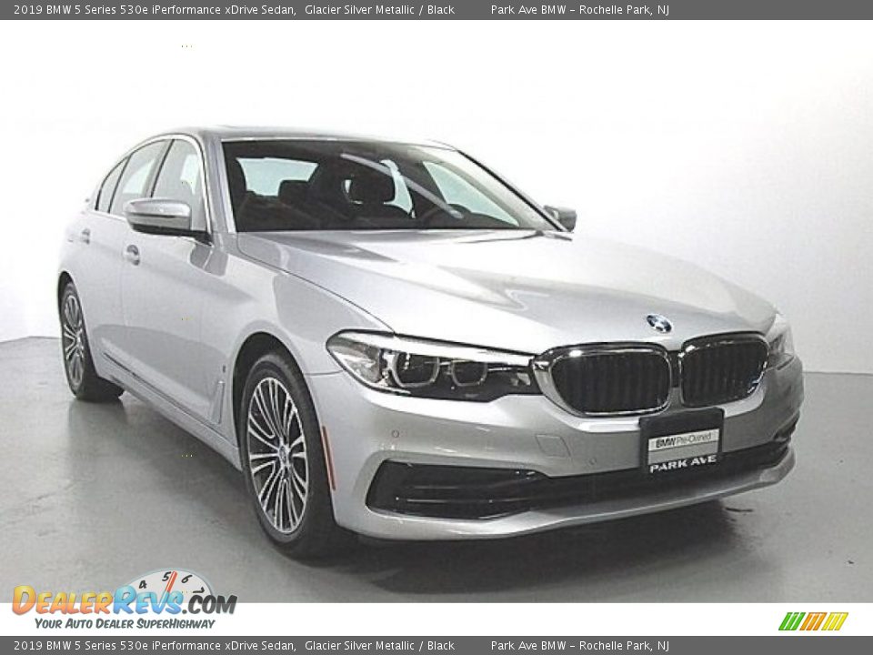 2019 BMW 5 Series 530e iPerformance xDrive Sedan Glacier Silver Metallic / Black Photo #5