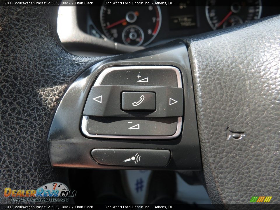 2013 Volkswagen Passat 2.5L S Black / Titan Black Photo #30