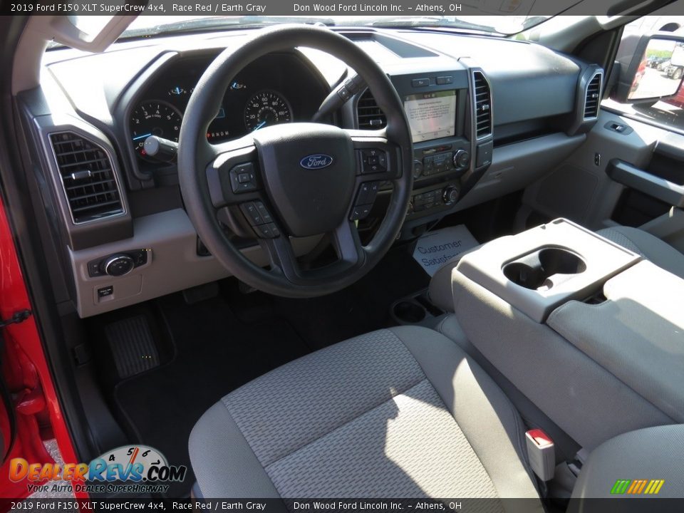 2019 Ford F150 XLT SuperCrew 4x4 Race Red / Earth Gray Photo #17